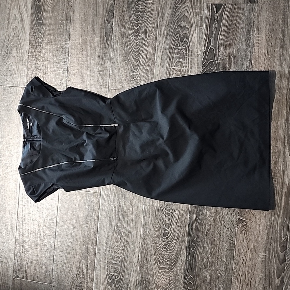 🦩 Gianni Bini zip detail Shift Dress🦩